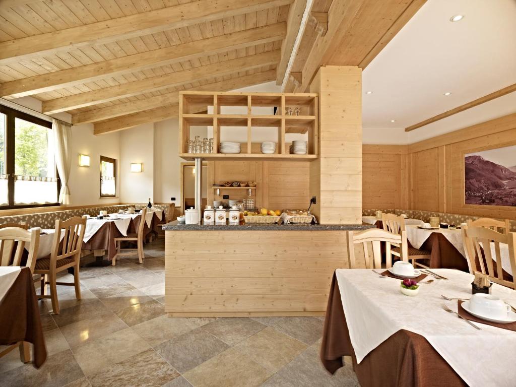 Hotel Garni Minigolf Pieve Di Ledro Extérieur photo